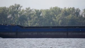 Буксир-толкач «ОТА-929» и баржа «7901»