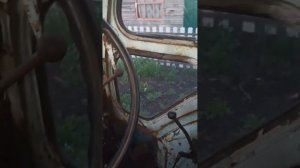 Т 40,педаль газа тросиком и проблемы в постановке на уч?