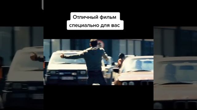 video-output-C687EE80-CBE2-4145-B11C-CE63EB0F00E4-1 смотреть онлайн