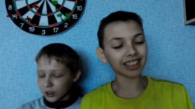 Песня№2:в лесу родилась елочка смотреть онлайн
