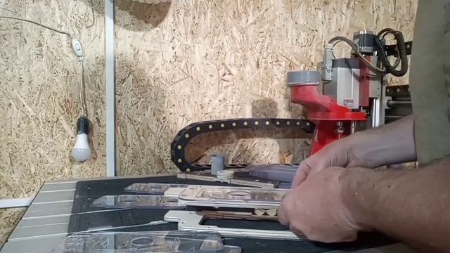 Доработка шаблона 3.1 и объяснение принципа фрезеровки смотреть онлайн