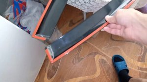 Оклейка 2 сторонней клейкой лентой молдингов и дефлек?