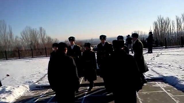 Возложение цветов на Мамаевом Кургане. Волгоград смотреть онлайн