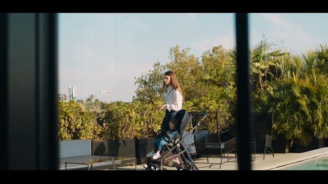 Коляска Peg Perego Vivace на прогулке смотреть онлайн