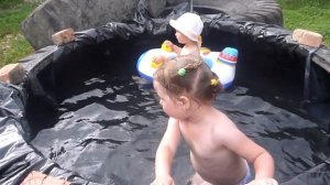 Бассейн из покрышки от Белаза