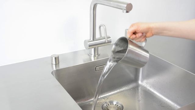 JURA E8 2015  Удаление накипипи и очистка  - JURA  Официальный канал