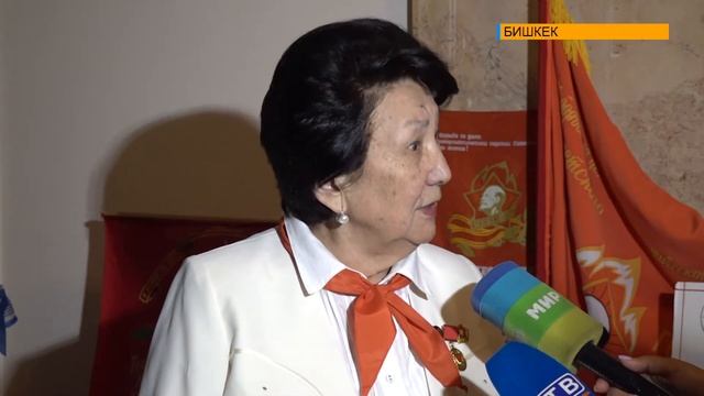 ОТМЕЧАЕМ ЮБИЛЕЙНУЮ ДАТУ смотреть онлайн