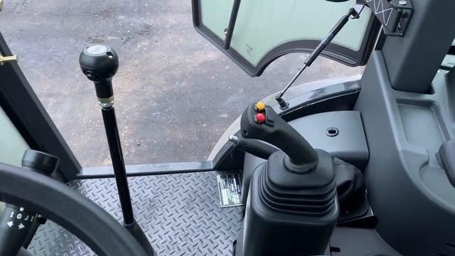 LiuGong CLG777A разноколесный э/п на джойстиках!