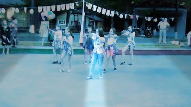 Танци лагеря Гагарина.!!!