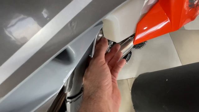 Что же лучше FX К10 YBS 300 или Zuumav K9 YBS300 ???
