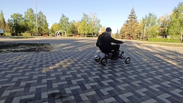 Самодельный электроквадроцикл. Жарит 48кмч...