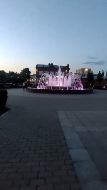 Стерлитамак. Парк возле бывшего кинотеатра Салават . смотреть онлайн