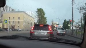 Как правильно переключаться при поворотах на механик?
