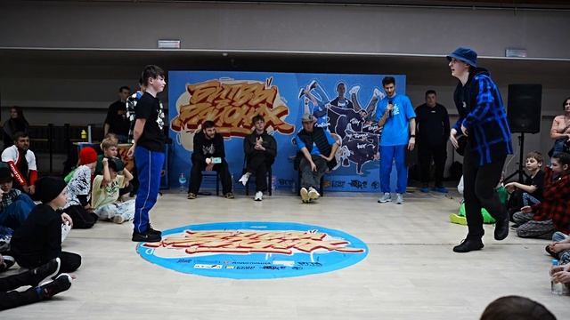 БИТВЫ в РАЙОНАХ 2024 КИНДЯКОВКА-ЦЕНТР Пономарев Кирилл Vs Макаров Захар