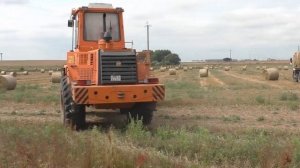 Амкодор 352С в деле: Точная погрузка тюков на МАЗ!