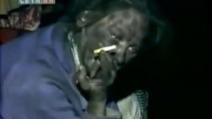 пьяная женщина ремонтировала телевизор и он взорвался