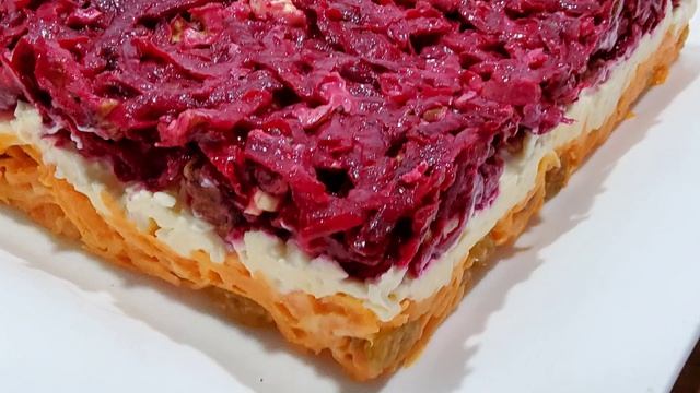 Салаты из сырой свеклы.Raw Beet Salads.