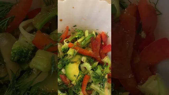 Не выбрасывай кочерыжки! Салат из кочерыжки смотреть онлайн