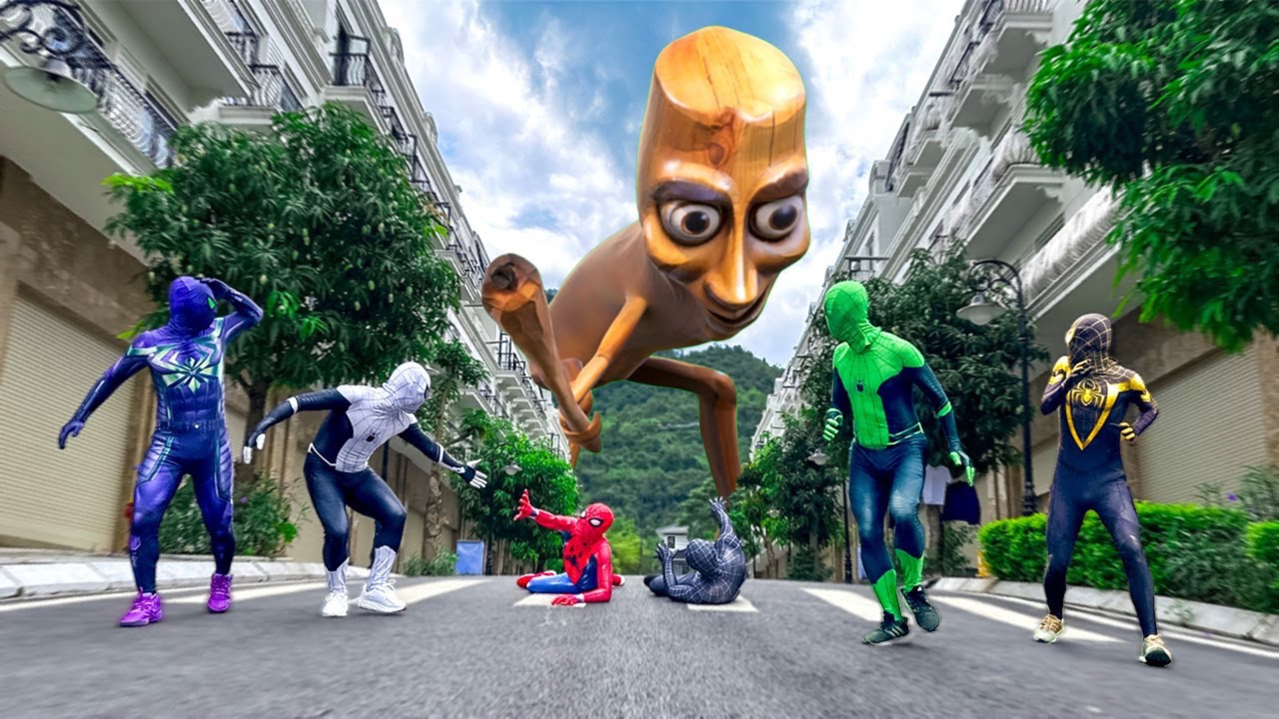 Тунг Тунг Тунг Сахур Гигант против команды Человека-паука смотреть онлайн