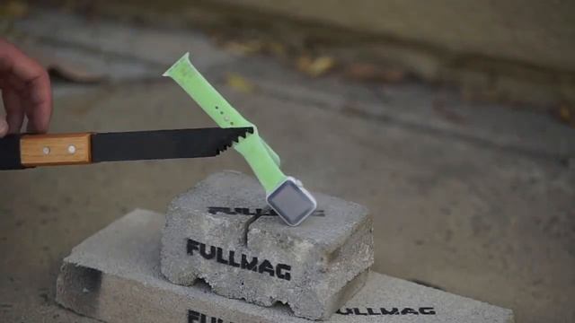 Apple Watch against liquid nitrogen. Crash test| Apple Watch против жидкого азоту. Краш-тест смотреть онлайн