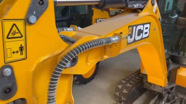 МиниЭкскаватор JCB 19C 1 смотреть онлайн
