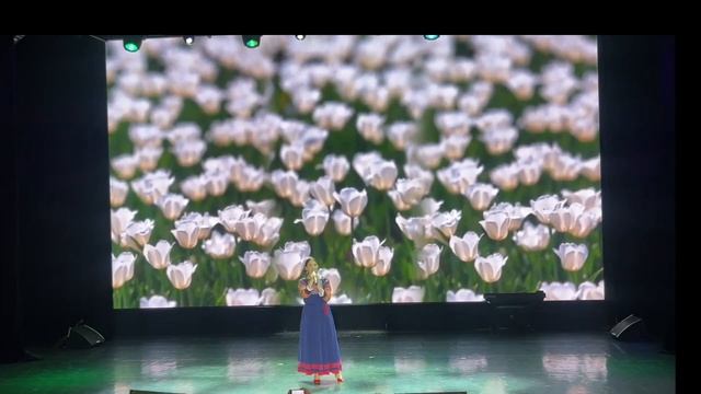 Белые Тюльпаны / Инна Каменева