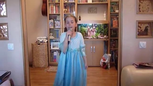 Мария Евдошенко, песня 