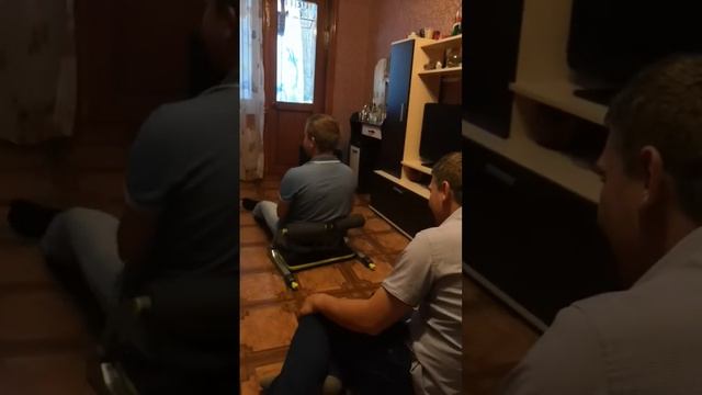 Как правильно качать пресс? Прикол 🤣 смотреть онлайн