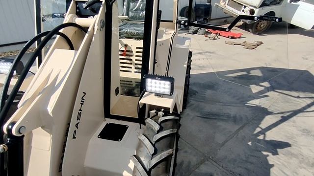 Самодельный погрузчик с кабиной, Мини Мастер PASHIN