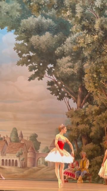 Прекрасная Евгения Образцова в балете «Коппелия» #bolshoitheatre #ballet Eugeniya Obraztsova смотреть онлайн
