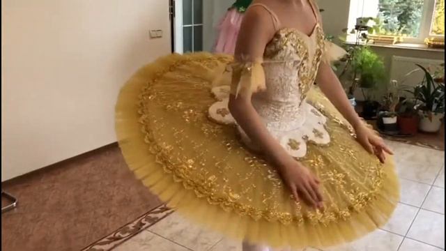 Спящая красавица смотреть онлайн