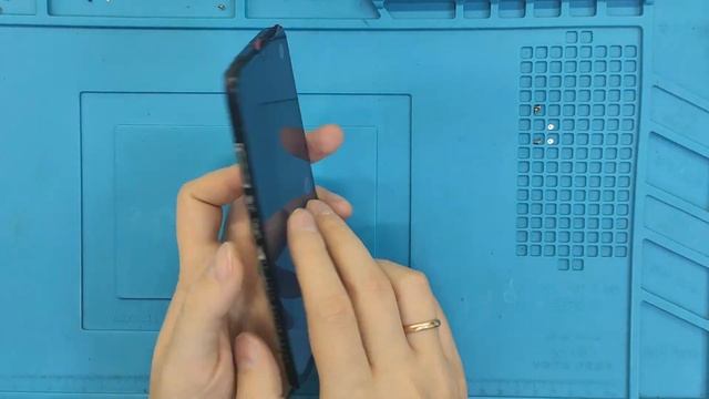 Must have в любой мастерской. Защита от пыли для фронтальной камеры и клей для дисплеев смотреть онлайн