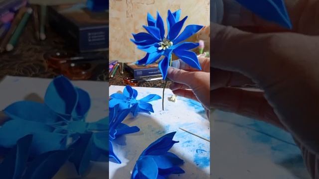 Красивый цветок из фоамирана #красота #цветы #любовь #т смотреть онлайн