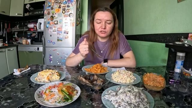 Мукбанг 😋 салаты, корейская лапша острая с сыром #еда смотреть онлайн