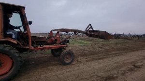 Т-16 трактор. самодельный КУН с ковшом