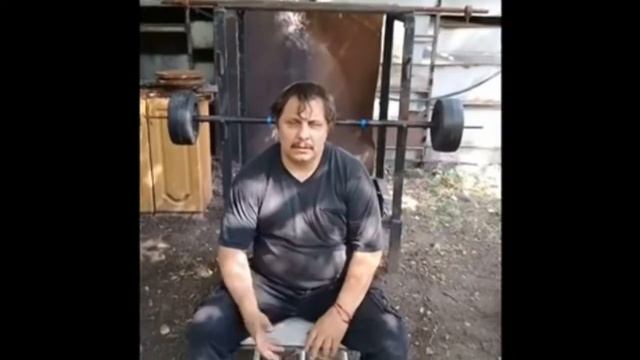 Василий Выжимов.Игра палочка-выручалочка и штанга. смотреть онлайн