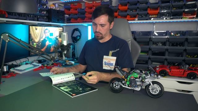 LEGO Technic - 42170 Kawasaki Ninja H2R обзор