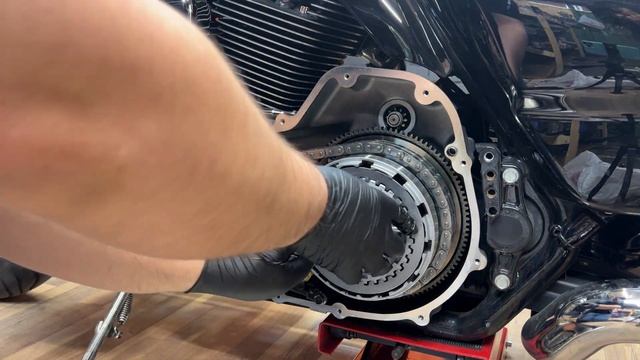 Замена сцепления на Harley-Davidson Touring (Street Glide Electra Glide Road Glide