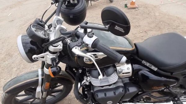 Royal Enfield Super meteor 650 мини обзор