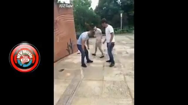 Новый прикол китай 20 смотреть онлайн