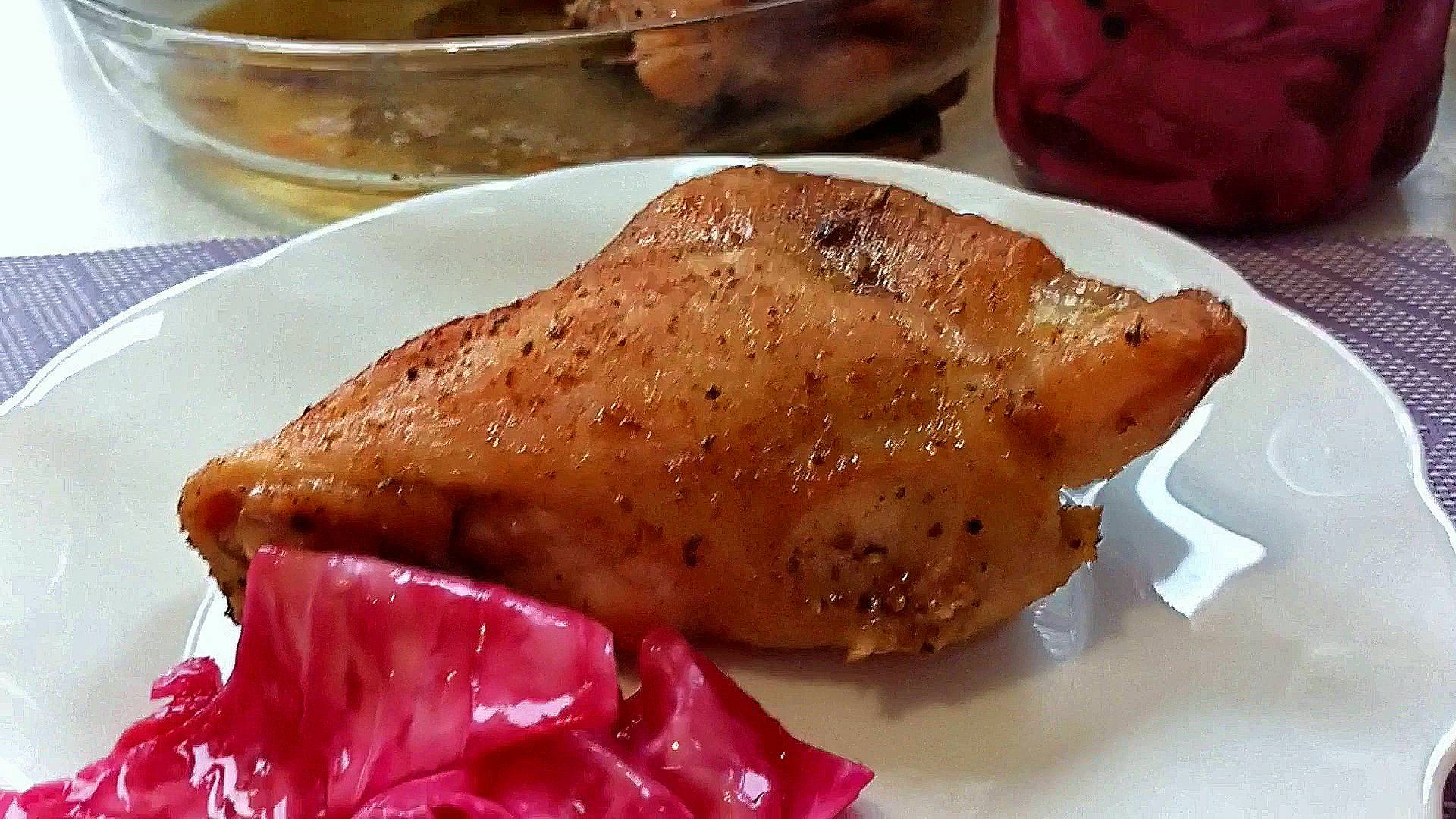 Жареная курица в духовке с корочкой. Курица в духовке кусочками. Рецепт с оливковым маслом. смотреть онлайн