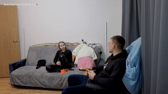 ИРЛ ПРАНК / ДАЙ ИГРУШКИ смотреть онлайн