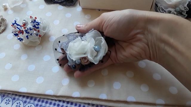 Брошки своими руками. МК брошка в следующем видео. смотреть онлайн