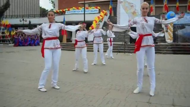 шоу-балет Империя -Ciocirlia смотреть онлайн