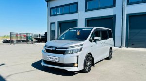 Toyota Voxy, 2014 год