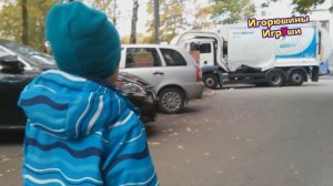 Машина Мусоровоз. Рабочие машины. Игорюша и Мусоровоз