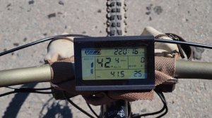 Разгоняю МАКСИМАЛЬНУЮ скорость на ЭЛЕКТРОВЕЛОСИПЕДЕ