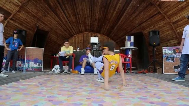 Курдюмов&Голубев -VS- Brooklyn Skills - 1/4 TopFoot - Rock'ushka Battle (2013)