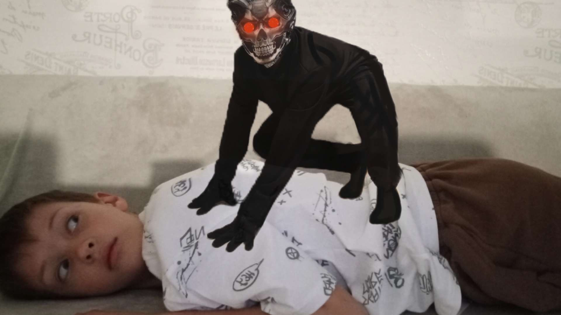 КОШАЧЬИ ЦАРАПИНЫ! СТРАШНАЯ ИГРА