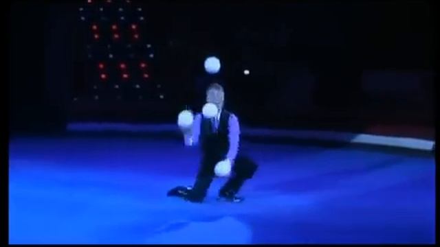 Жонглер мячами смотреть онлайн